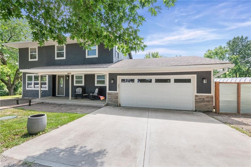 11851 Leavenworth Rd, Kansas City, KS 66109