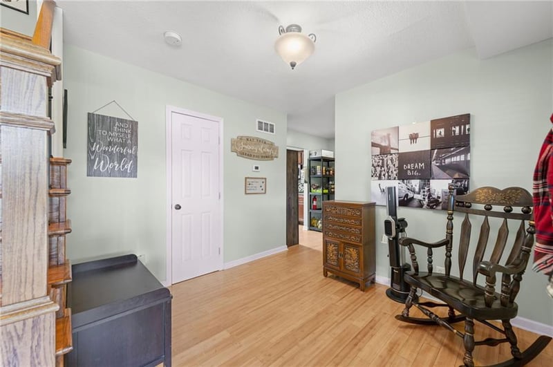 11851 Leavenworth Rd, Kansas City, KS 66109