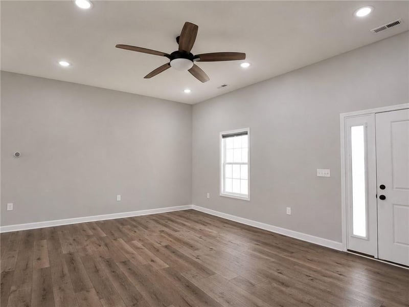 73 451 Rd, Warrensburg, MO 64093