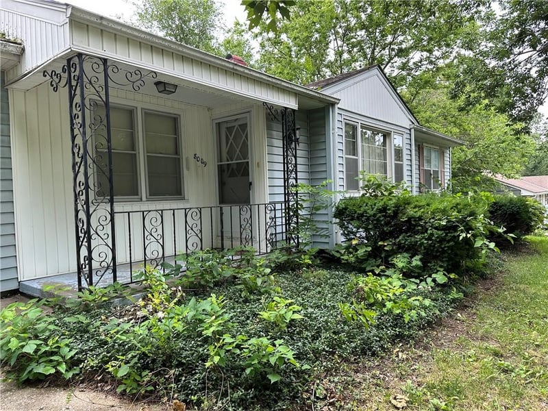 8009 Hunter St, Raytown, MO 64133