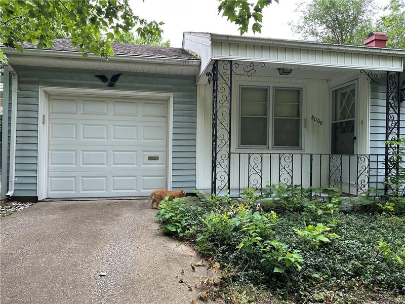 8009 Hunter St, Raytown, MO 64133