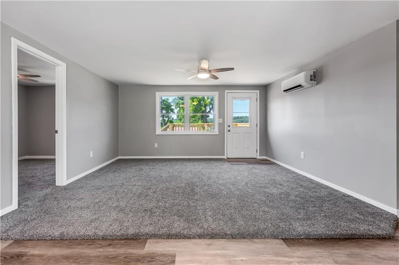 26657 Waterview Dr, Warsaw, MO 65355