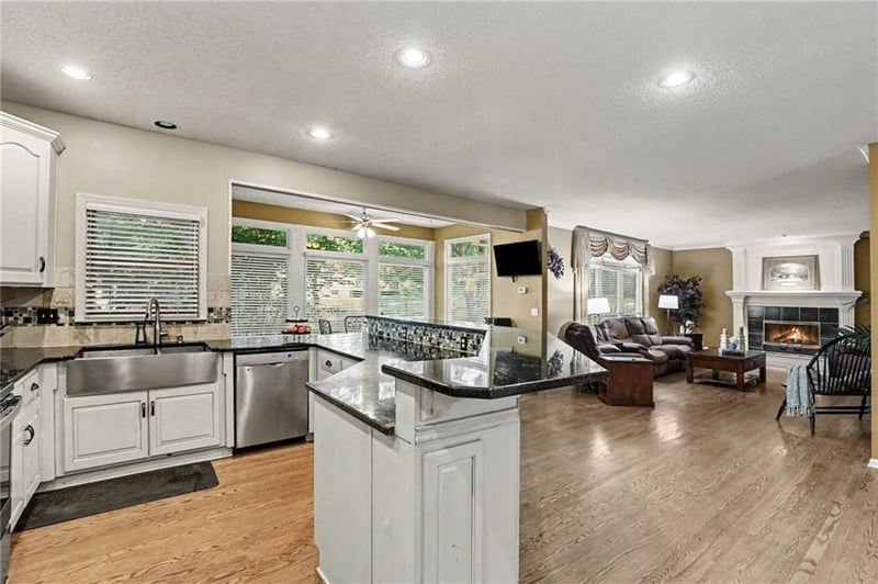 5304 Mullen Rd, Shawnee, KS 66216