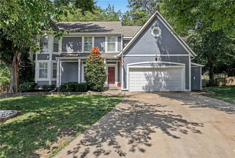 5304 Mullen Rd, Shawnee, KS 66216