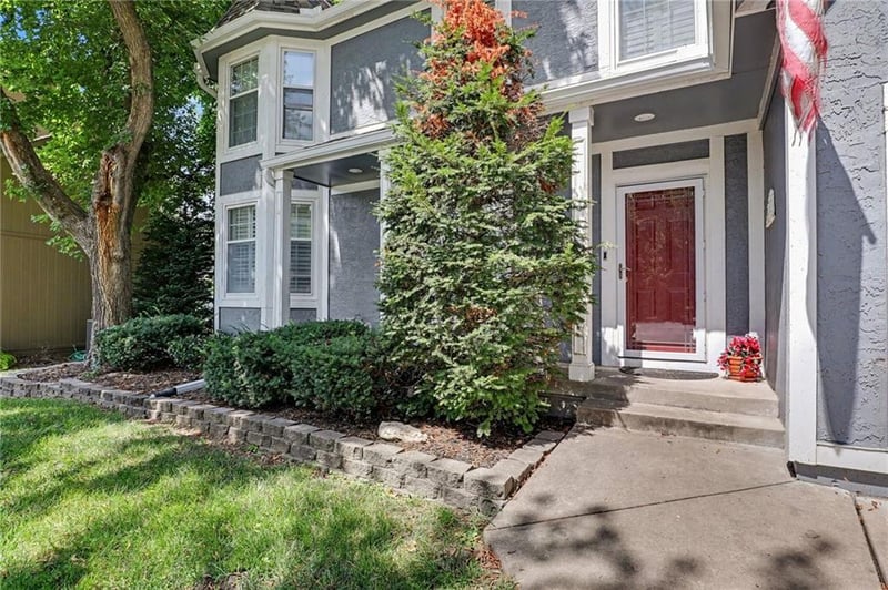 5304 Mullen Rd, Shawnee, KS 66216