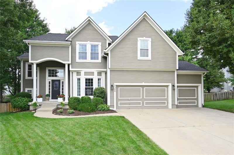 5348 Kenton St, Shawnee, KS 66226