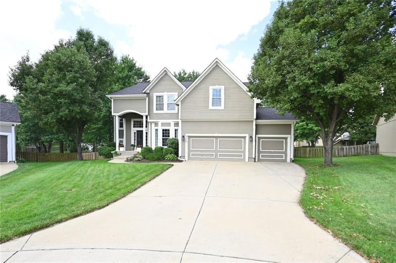 5348 Kenton St, Shawnee, KS 66226