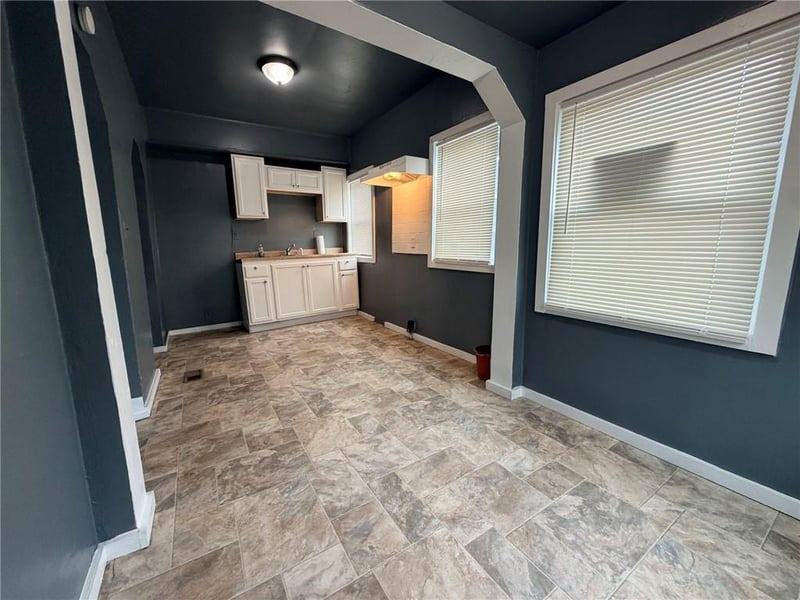 3540 Cleveland Ave, Kansas City, MO 64128