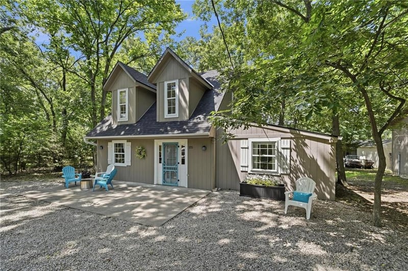 173 Fascination Ln, Linn Valley, KS 66040