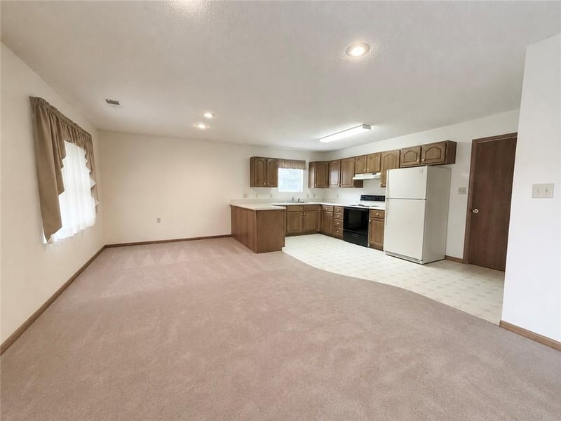 1109 17th St, Maryville, MO 64468