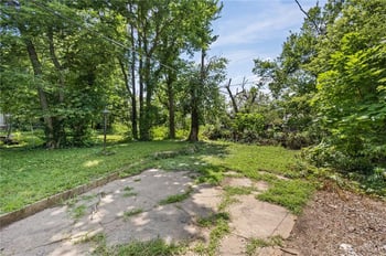 4010 Montgall Ave, Kansas City, MO 64130