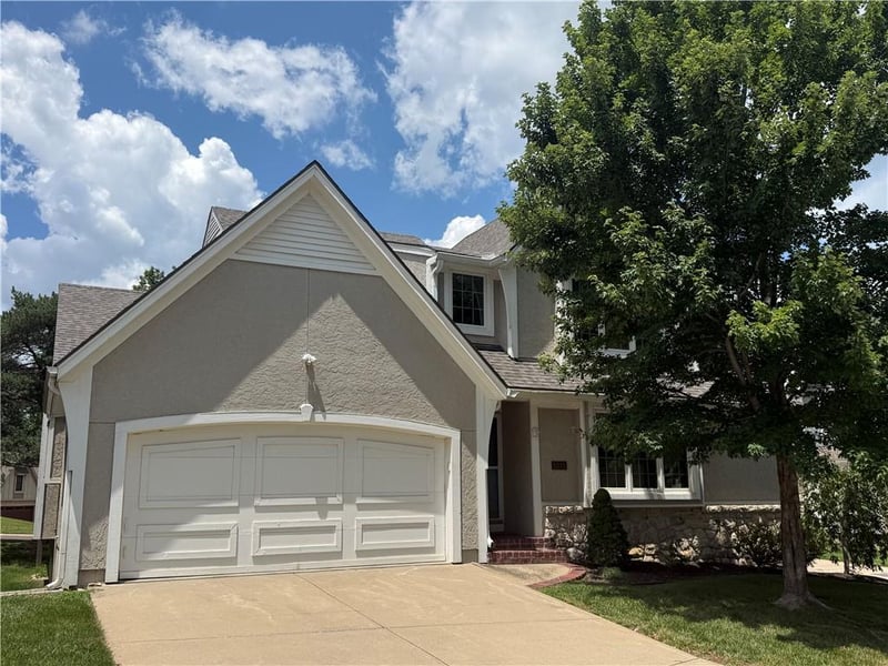 6216 126th St, Overland Park, KS 66209