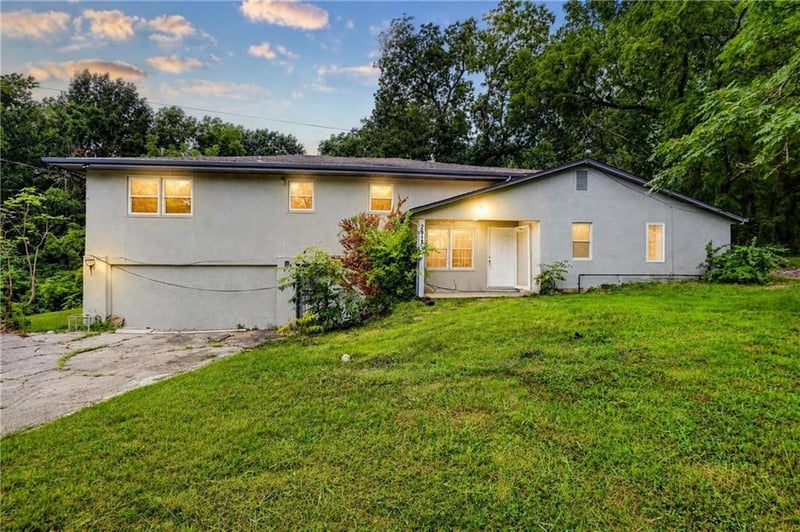 2618 51st St, Kansas City, KS 66104