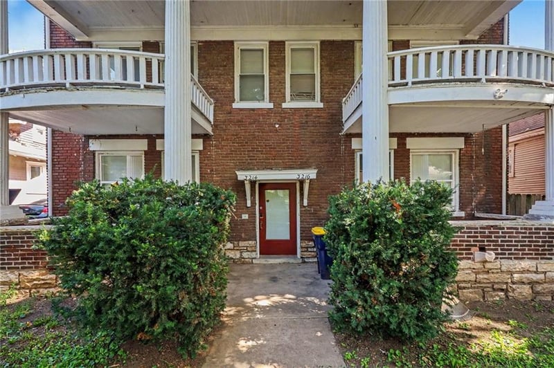 3214 E 11th St, Kansas City, MO 64127