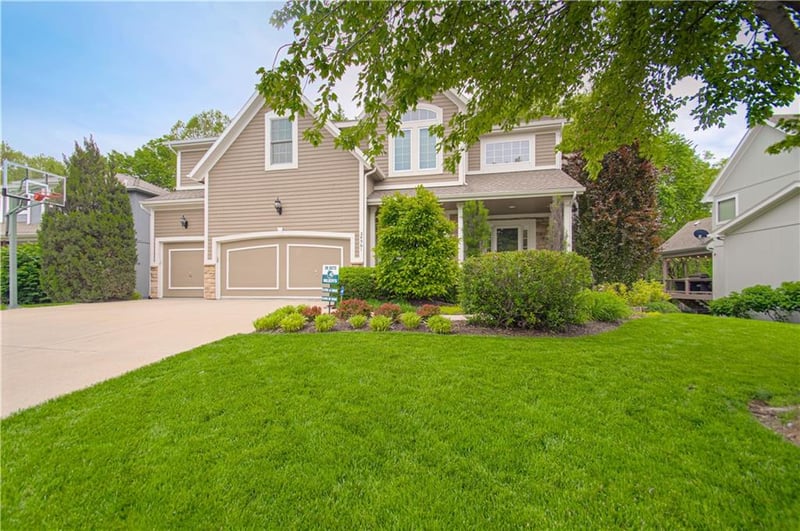 24301 80th Pl, Lenexa, KS 66227