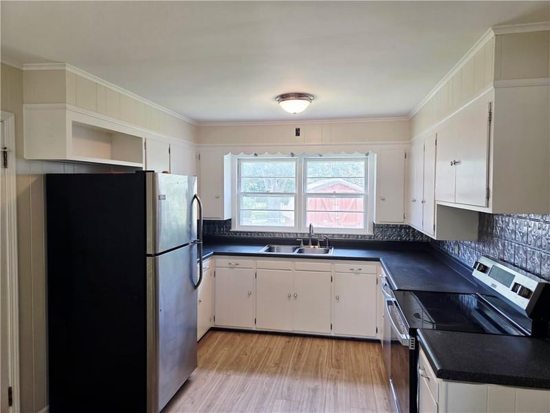 1351 Marblecrest Dr, Fort Scott, KS 66701