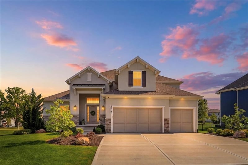 10309 173rd St, Overland Park, KS 66221
