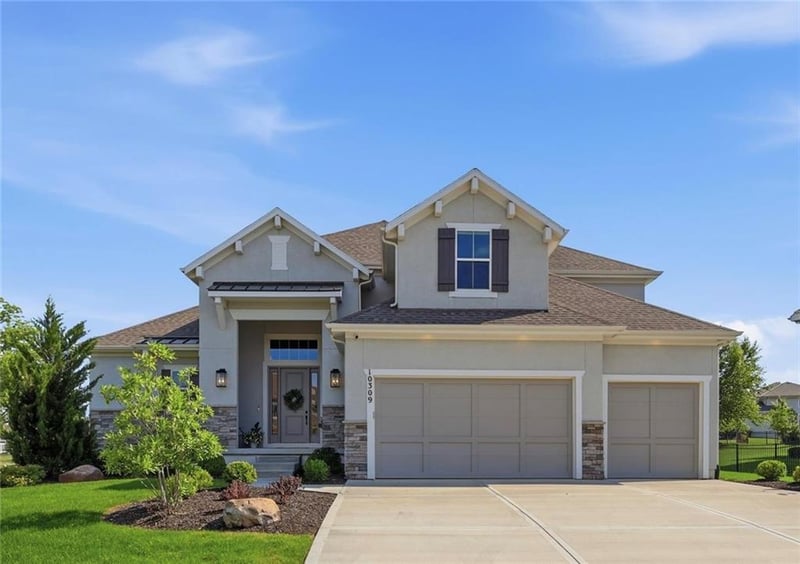 10309 173rd St, Overland Park, KS 66221