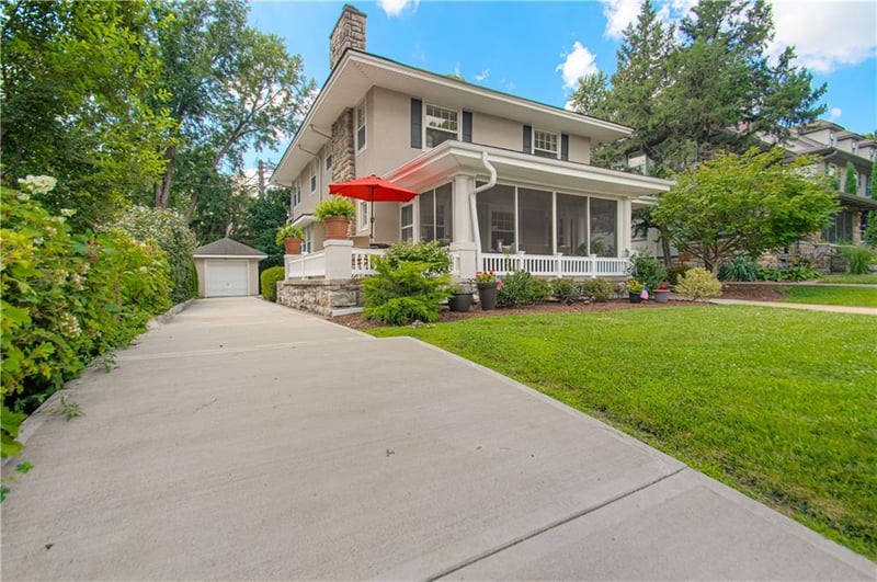 9 57th St, Kansas City, MO 64113