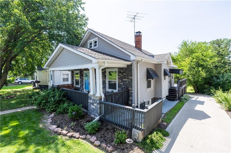 3510 Mitchell Ave, St Joseph, MO 64507