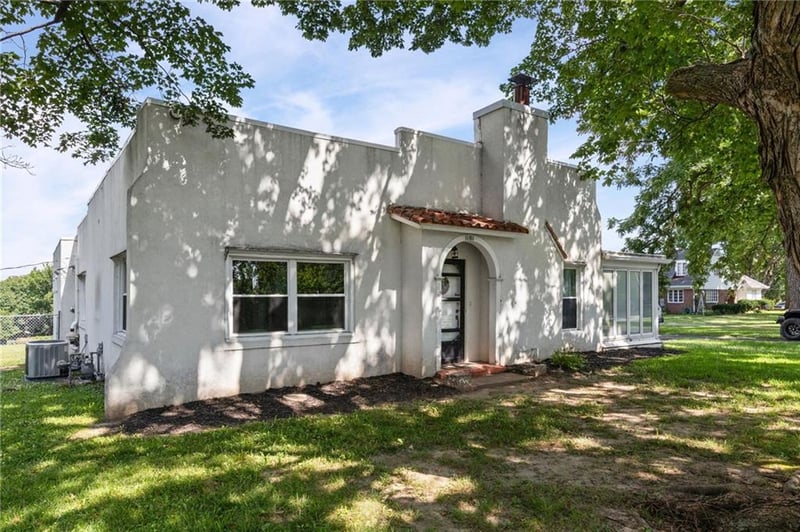 1101 55th St, Kansas City, KS 66106