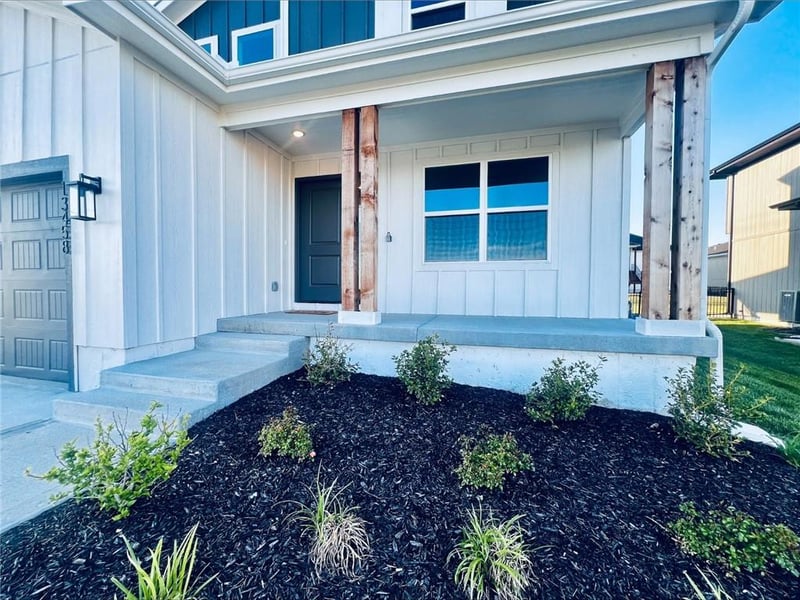 13458 179th Ter, Overland Park, KS 66013