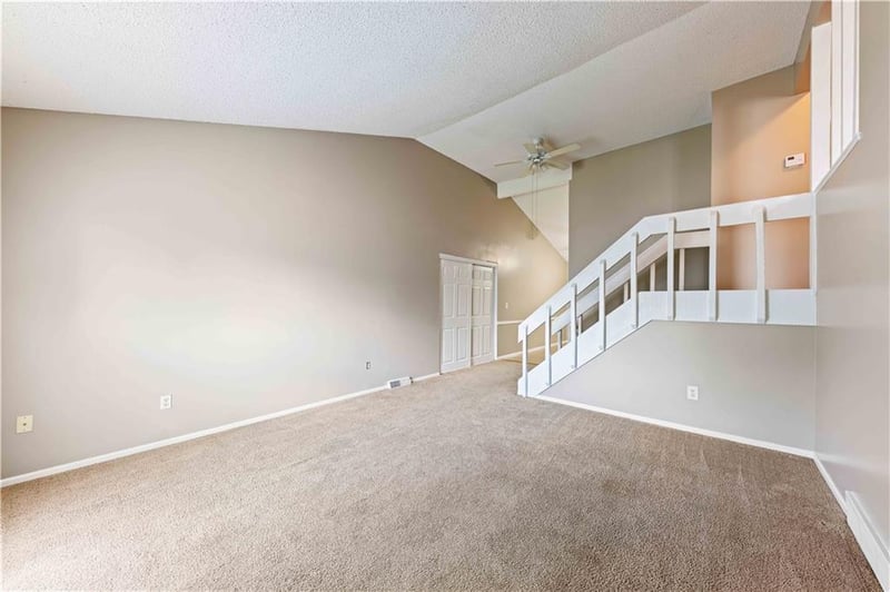 84568458 Lane Dr, Kansas City, MO 64138