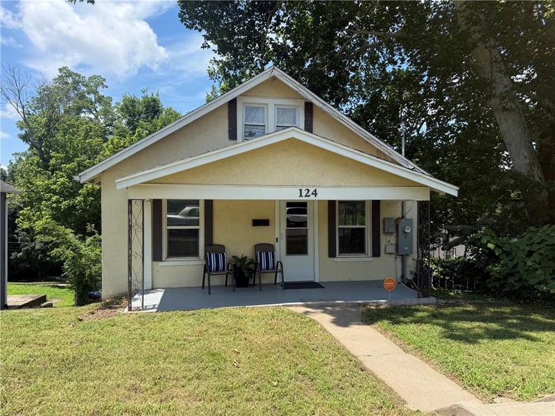 124 Riverside Dr, Jefferson City, MO 65101