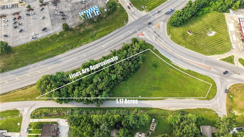 100 Aa Hw, Blue Springs, MO 64014
