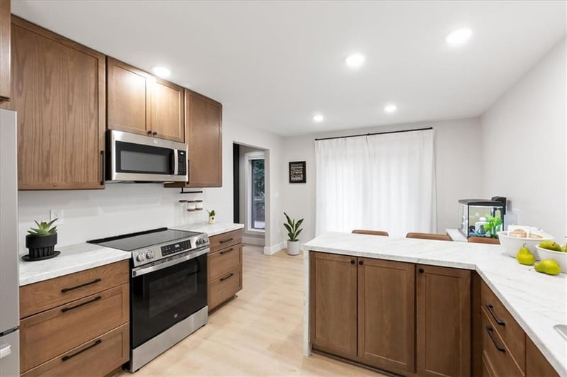 6401 Park Ave, Kansas City, MO 64118
