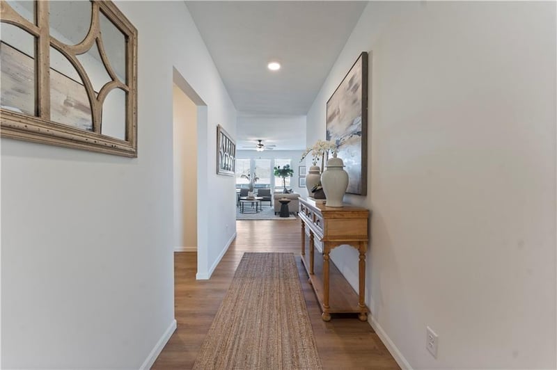 3052 96th Ter, Kansas City, MO 64154