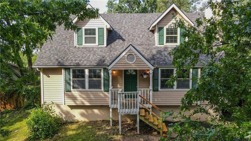 301 79th Ter, Kansas City, MO 64118