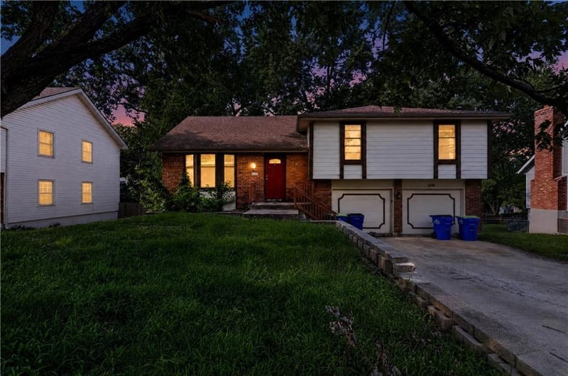 13408 60th St, Shawnee, KS 66216