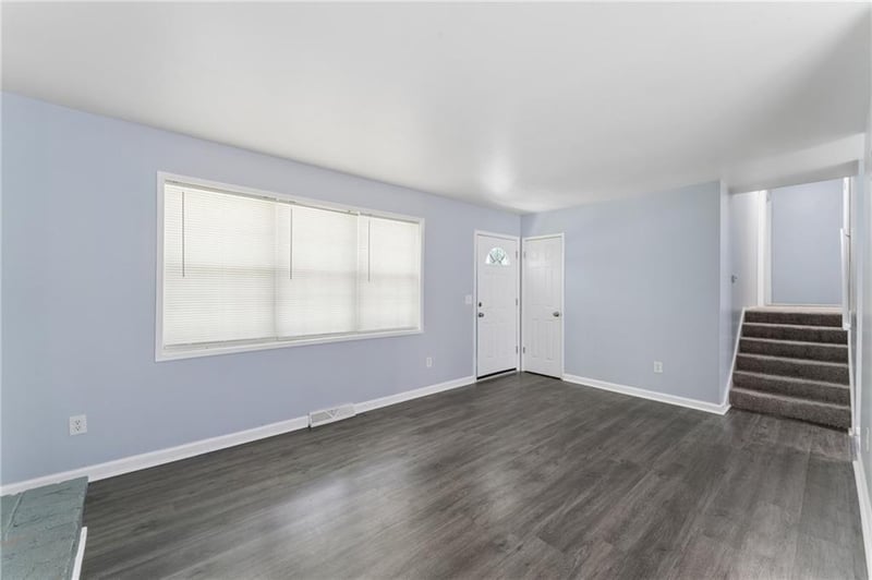 1216 66th Ter, Kansas City, MO 64118