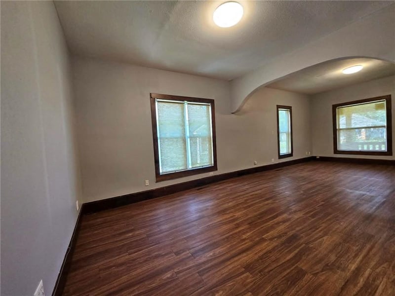 1804 Joplin St, Pittsburg, KS 66762