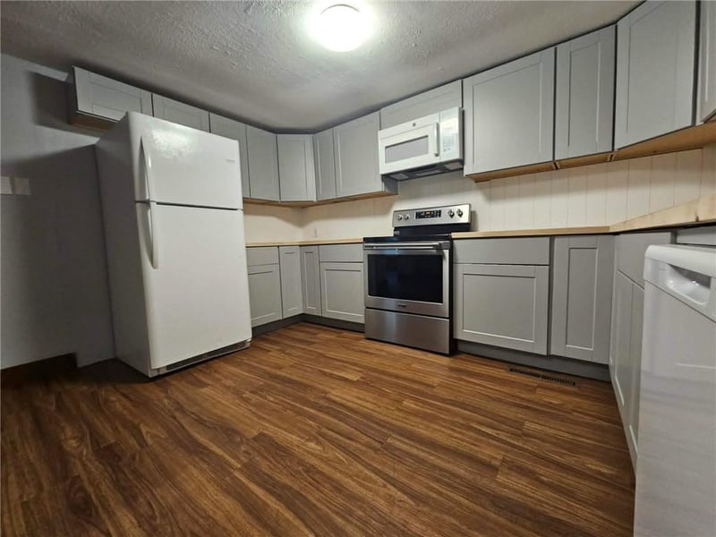 1804 Joplin St, Pittsburg, KS 66762