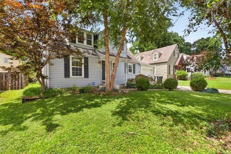 7740 Mcgee St, Kansas City, MO 64114