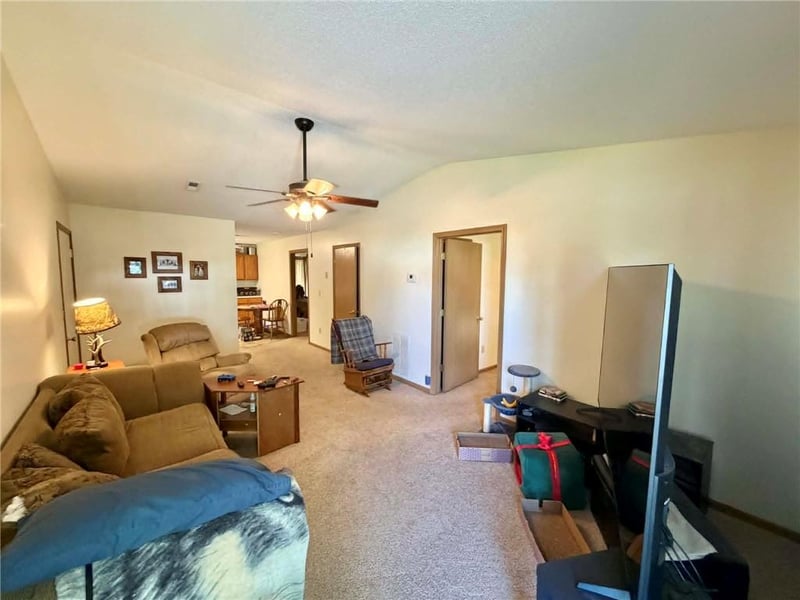 205 Alvin St, Maryville, MO 64468