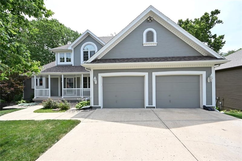 4921 Washington St, Kansas City, MO 64118
