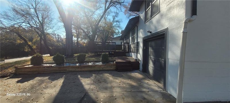 9008 Indiana Ave, Kansas City, MO 64132