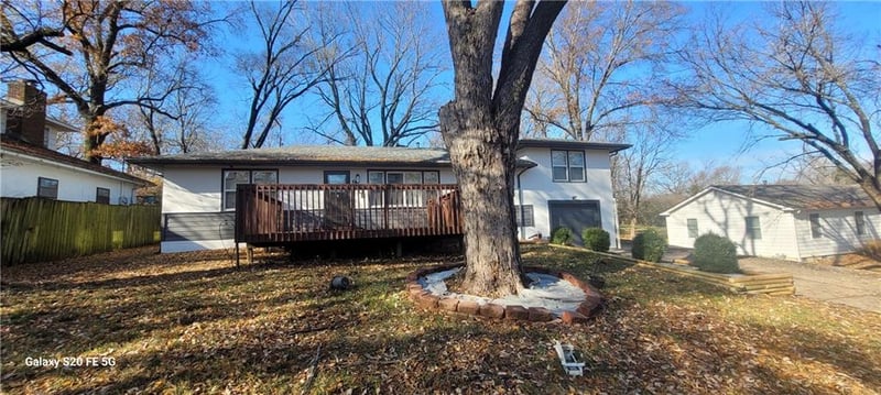9008 Indiana Ave, Kansas City, MO 64132