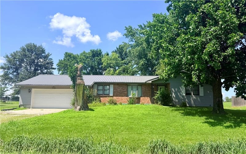 17 125 Rd, Warrensburg, MO 64093