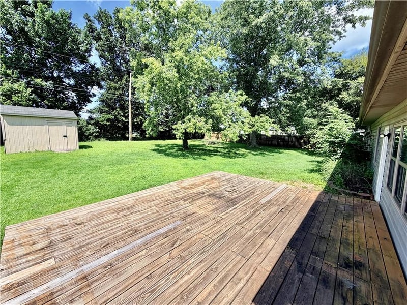 17 125 Rd, Warrensburg, MO 64093