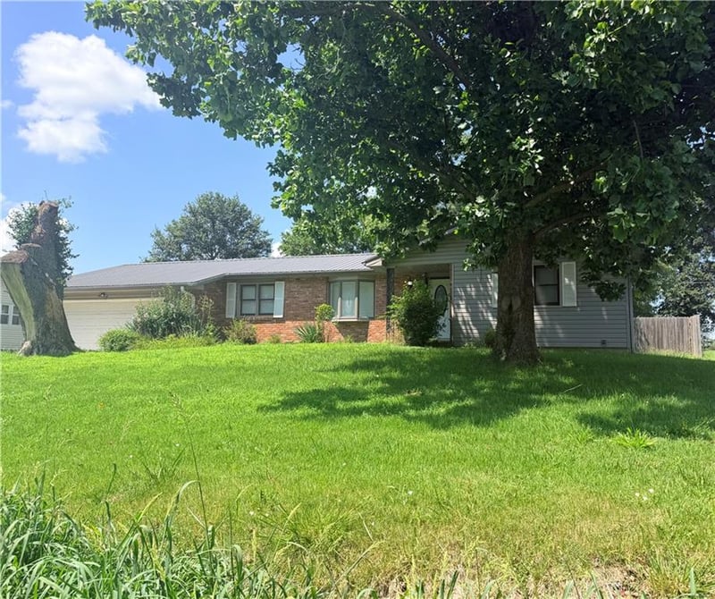 17 125 Rd, Warrensburg, MO 64093