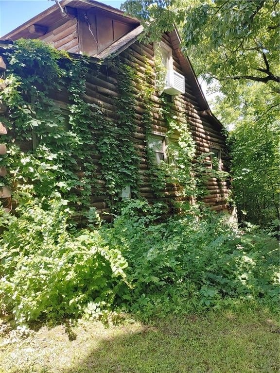 11678 King Estates Dr, Oskaloosa, KS 66066