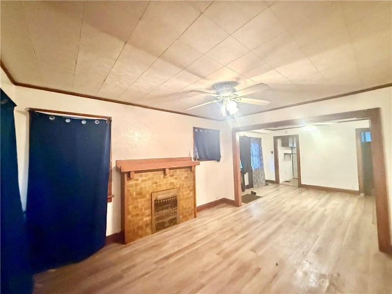 5818 Prospect Ave, Kansas City, MO 64130