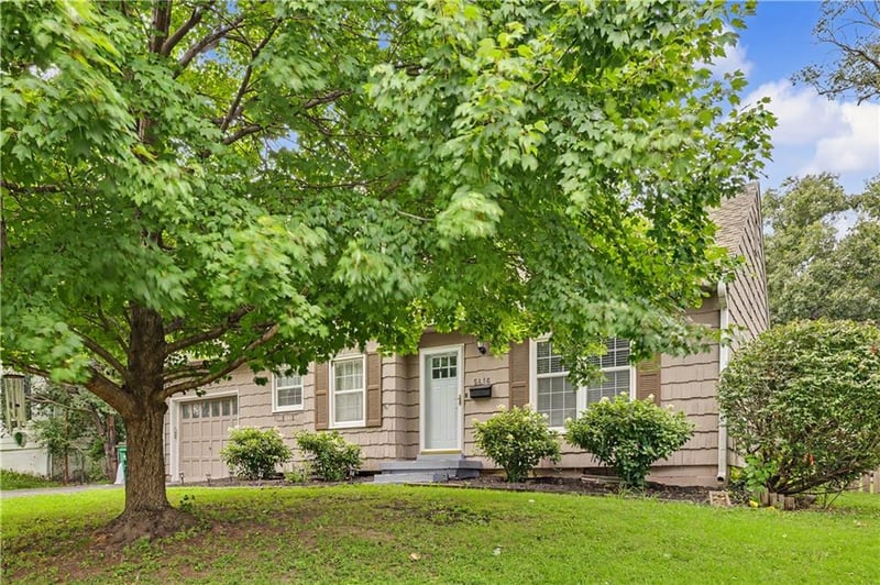 5416 51 St, Roeland Park, KS 66205