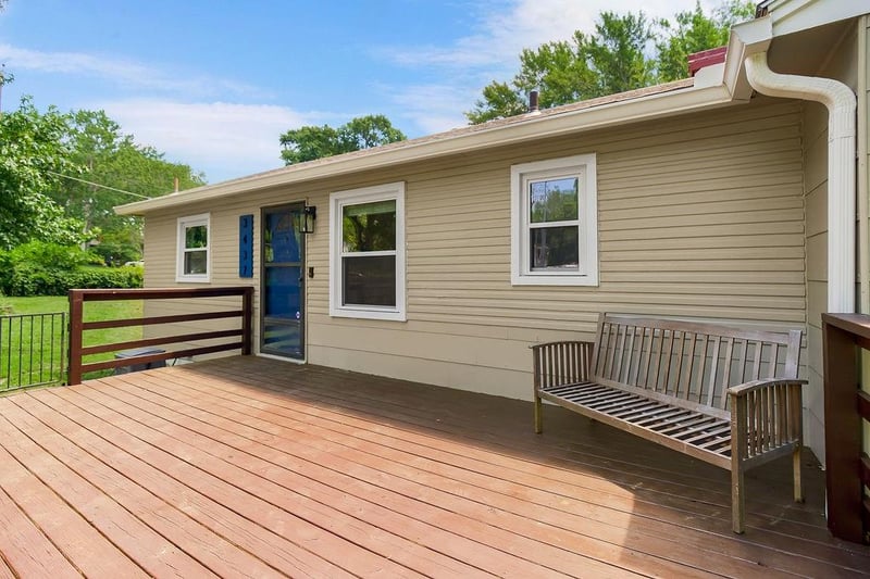 3437 Chelsea Ave, Kansas City, MO 64117