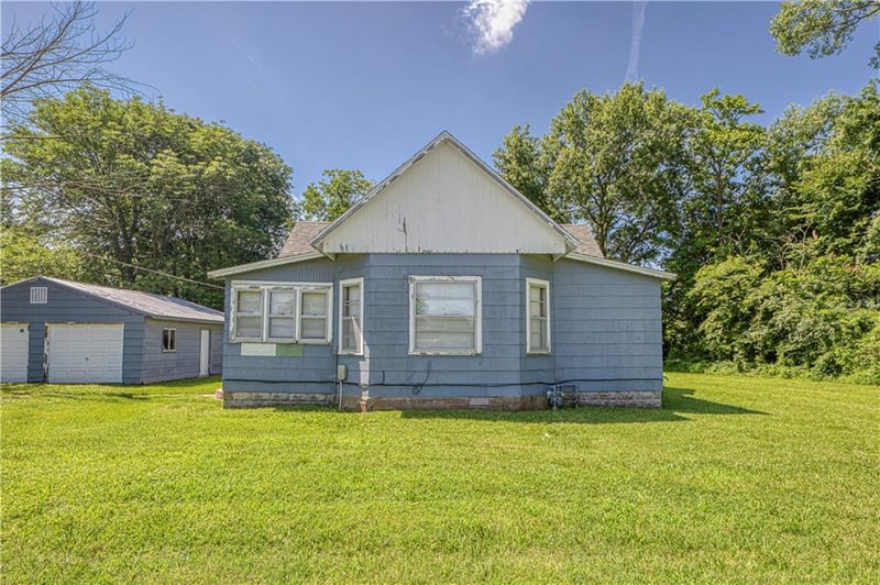 500 Mckay St, Frontenac, KS 66763