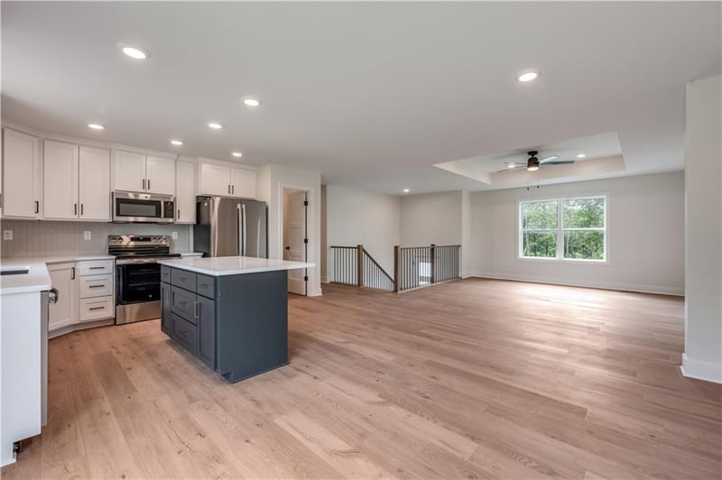 326 21st Rd, Warrensburg, MO 64093